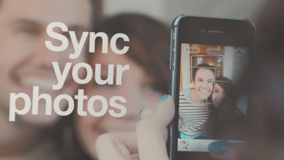 Facebook želi da uploadate više slika pomoću Photo Sync-a [VIDEO]