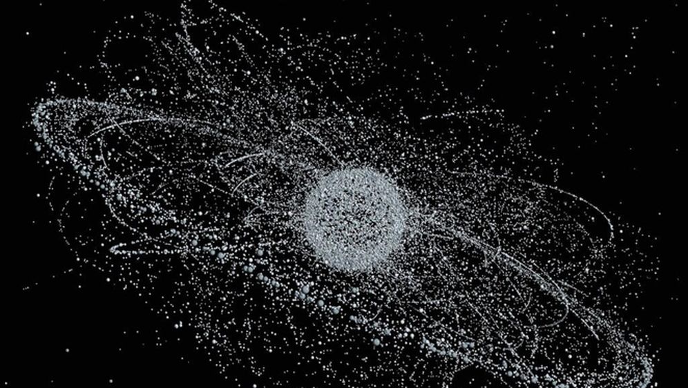 U orbiti našeg planeta nalazi se 370.000 otpadaka koji se kreću brzinom od 35.000km/h