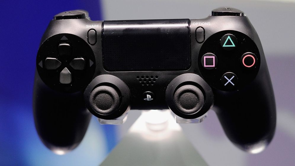 U dva tjedna Sony prodao preko 2.1 milijuna PlayStationa 4