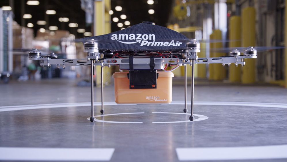 Amazon će dostavljati pošiljke pomoću dronova u roku od 30 minuta