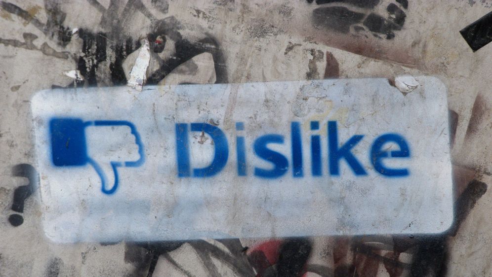 Facebook uvodi dugoočekivanu 'dislike' opciju!