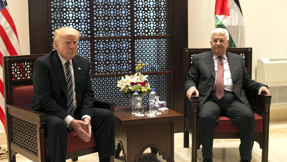Donald Trump i Mahmoud Abbas (Foto: AFP)