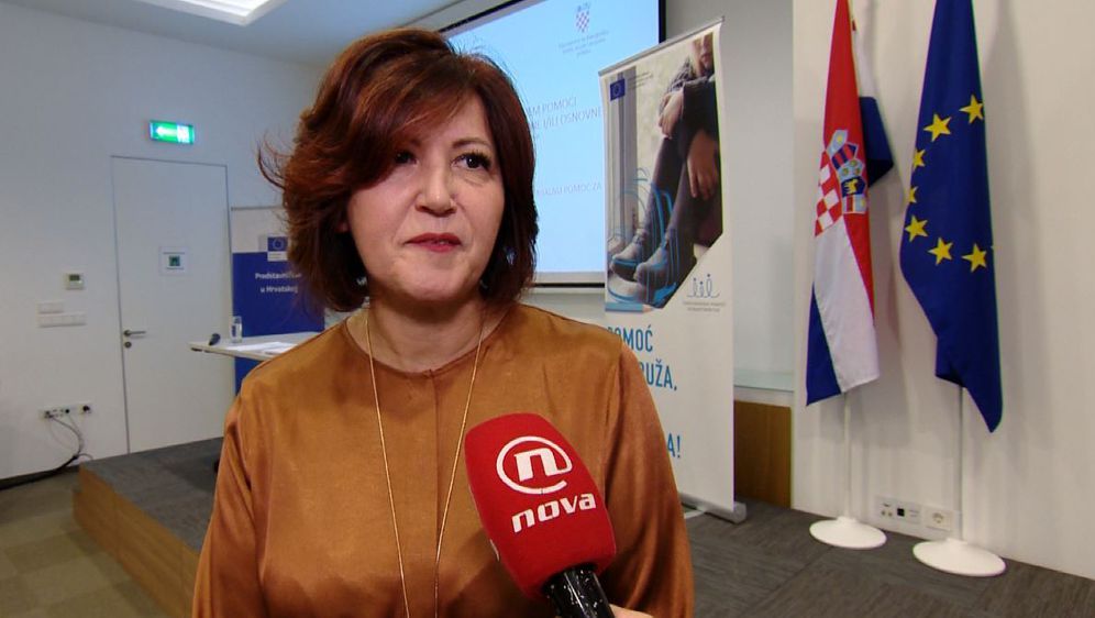 Marija Pletikosa, državna tajnica u Ministarstvu za demografiju, o slučaju paketići (Foto: Dnevnik.hr) - 2