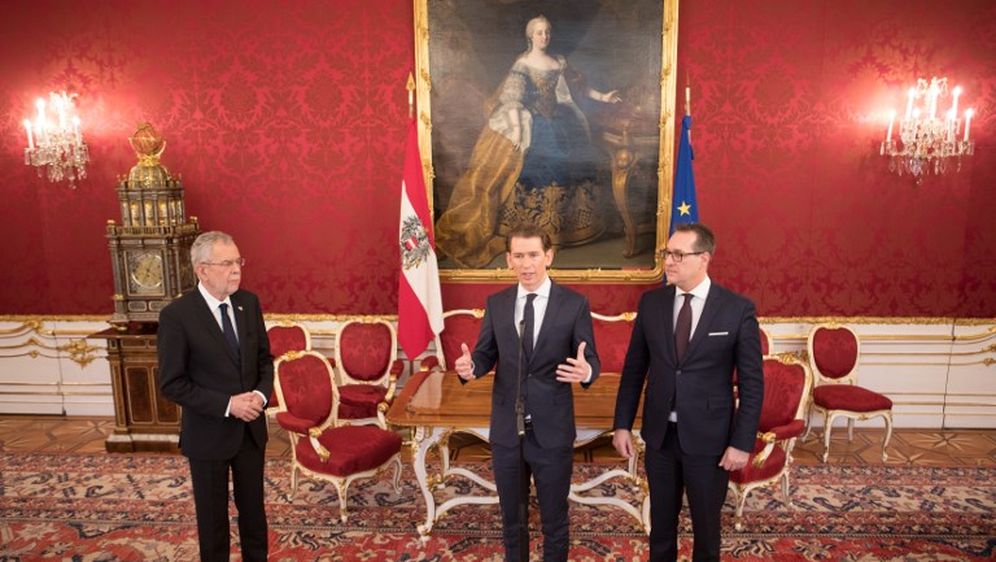 Nova austrijska vlada predstavljena predsjedniku (Foto: AFP)