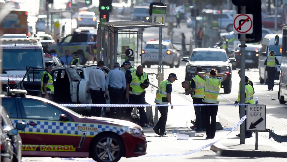 Policija i hitna služba na terenu u Melbourneu (Foto: AFP)