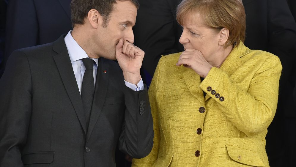 Emmanuel Macron i Angela Merkel (Foto: AFP)