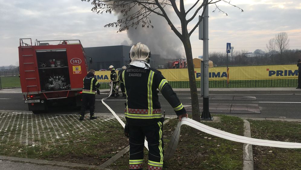 Požar u Novom Jelkovcu (Foto: Dnevnik.hr) 4