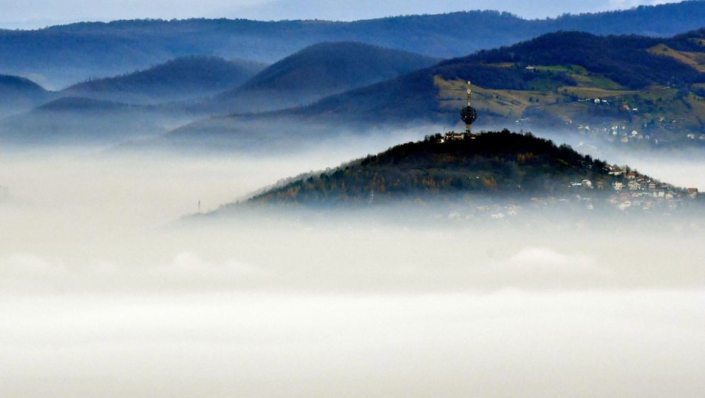Smog u Sarajevu (Foto: AFP)