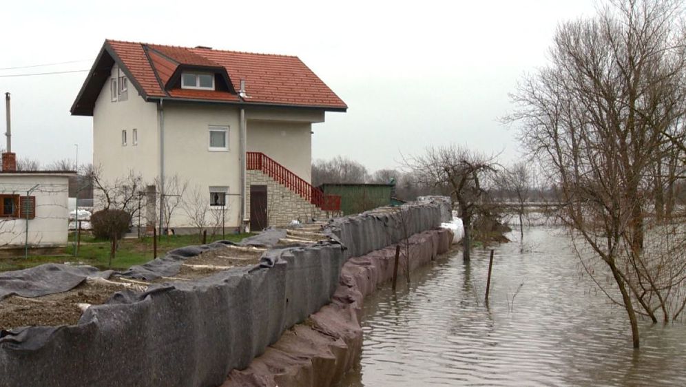 Poplave u Karlovcu (Foto: Dnevnik.hr) - 2