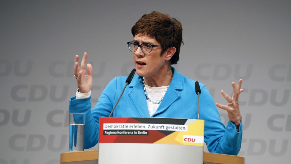 Annegret Kramp-Karrenbauer (Foto: AFP)