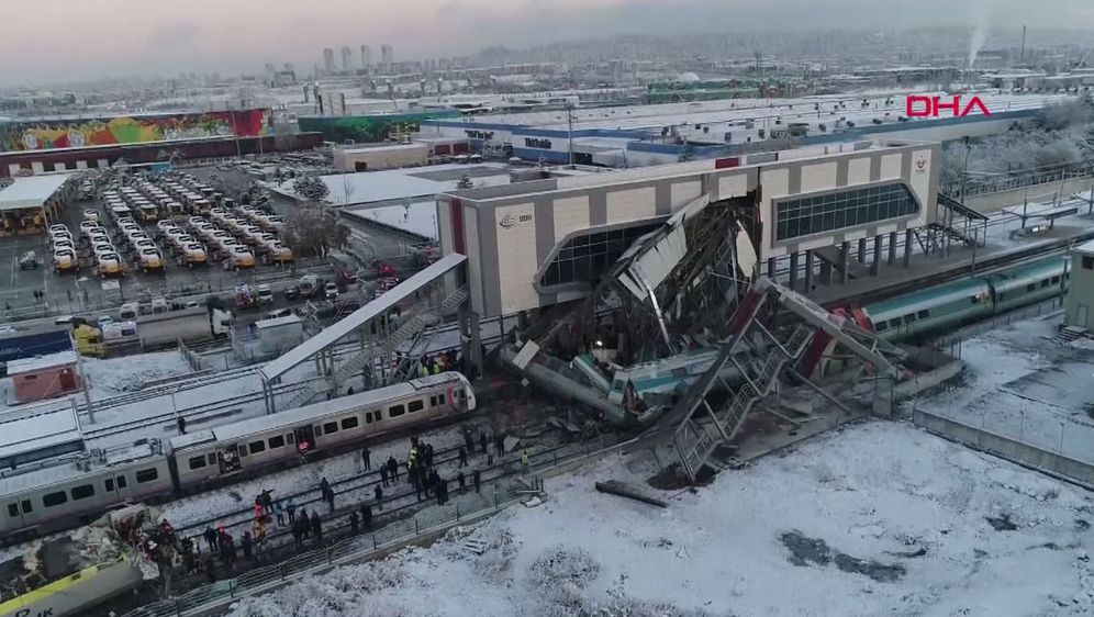 Željeznička nesreća u Turskoj (Foto: AFP)
