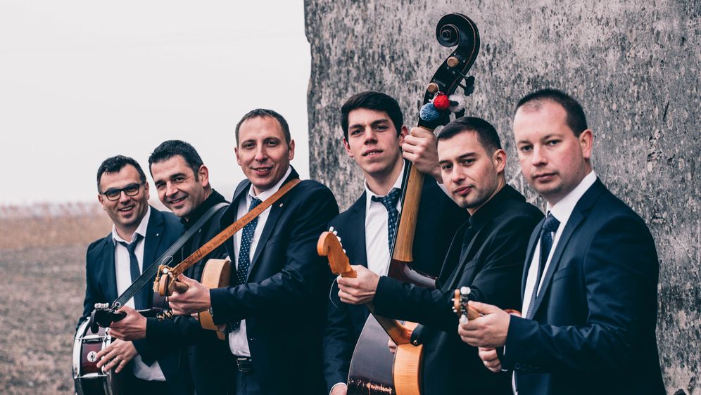 Tamburaški sastav Garavi (FOTO: Gordan Trtanj)
