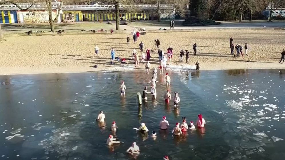 Božićni plivači - 1