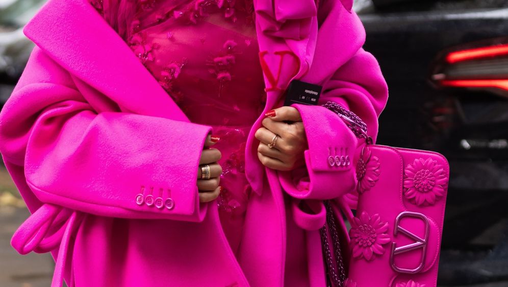 Ružičasta je odličan izbor za razigravanje zimske garderobe
