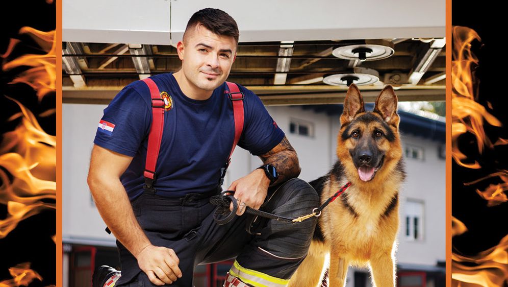 Zagrebački vatrogasci snimili su kalendar sa psima i macama iz Dumovca - 6