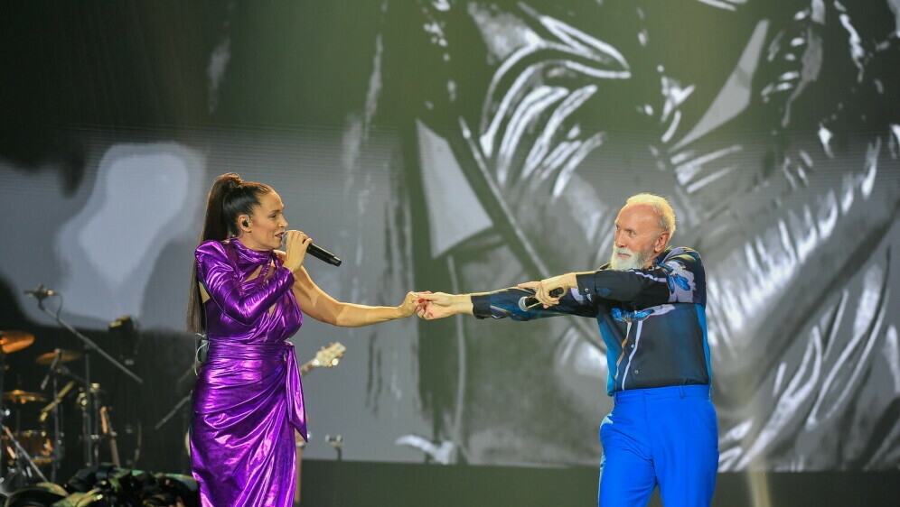 Ivana Banfić i Dino Merlin - 1