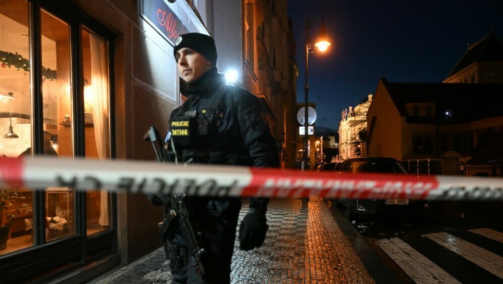 Policija u Pragu nakon pokolja