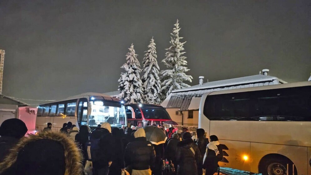 Vlak u snijegu kod Gospića