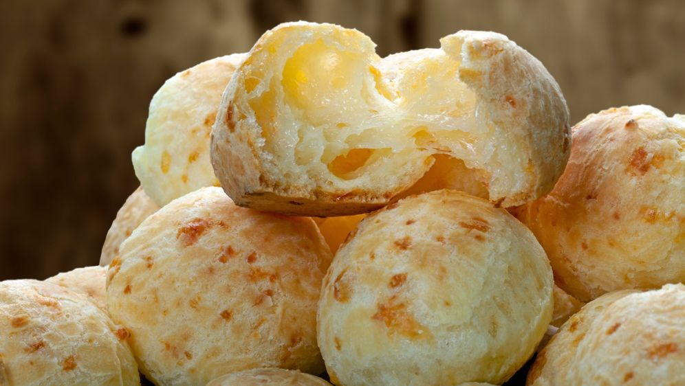 Brazilci obožavaju jesti peciva pão de queijo