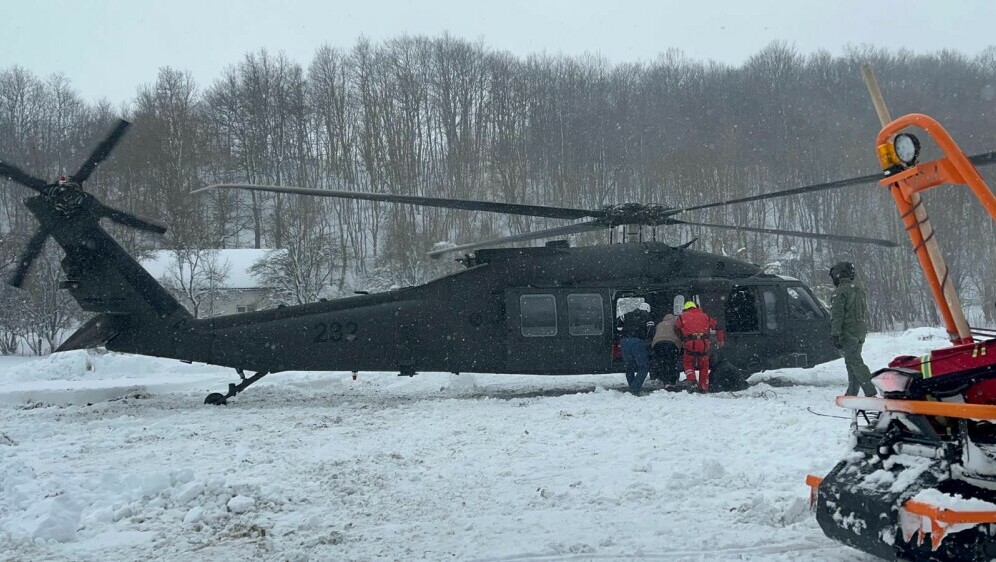 Black Hawk letio u Liku po trudnicu