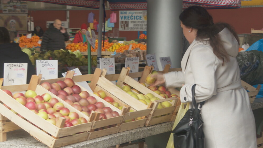 Skuplja blagdanska košarica