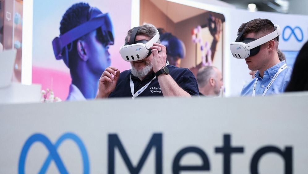 Metine Quest 3 naočale, arhiva