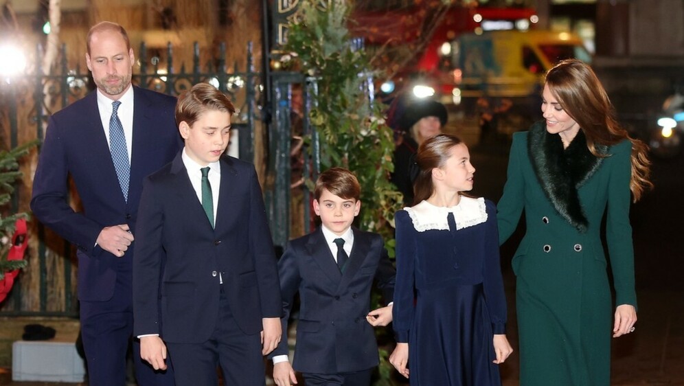 Kraljevska obitelj na božićnoj misi - 2