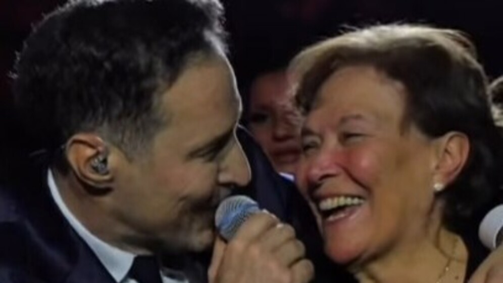 Peđa Jovanović s roditeljima - 3