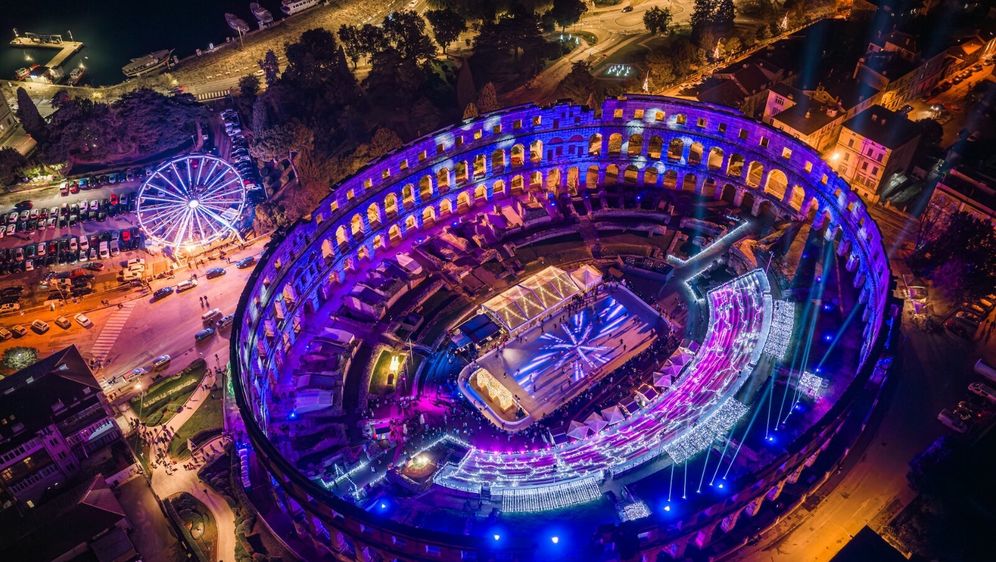 Otvorena je sezona klizanja u pulskoj Areni