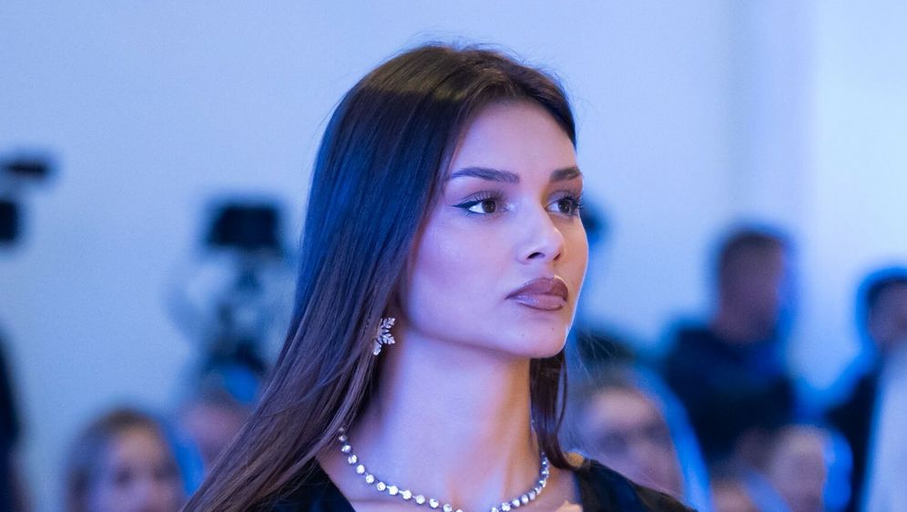 Laura Gnjatović na dodjeli nagrada - 1