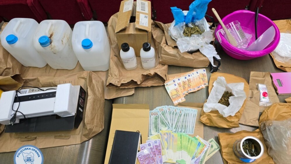 Pronađena droga u Istri - 3