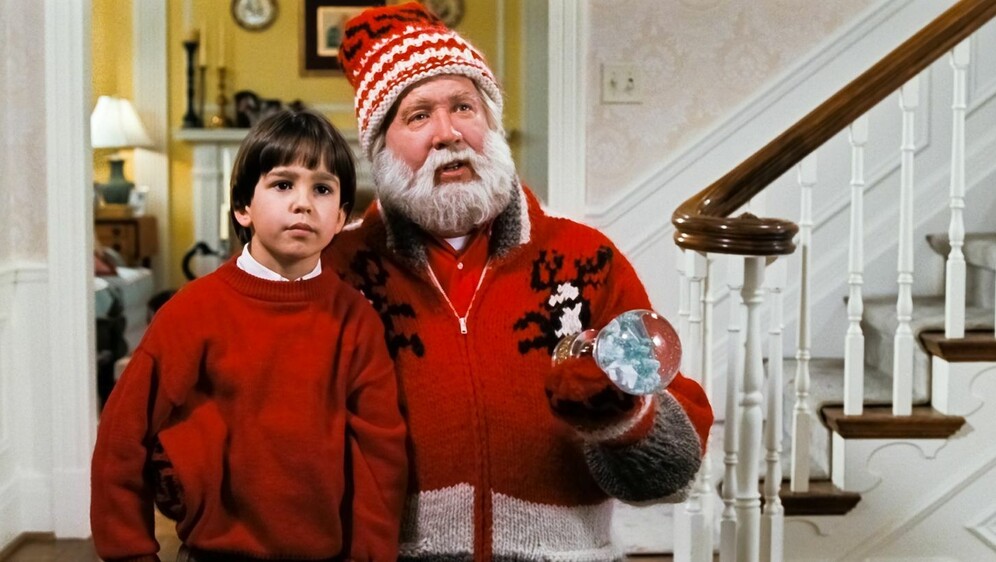 Eric Lloyd u filmu ''The Santa Clause'' - 12