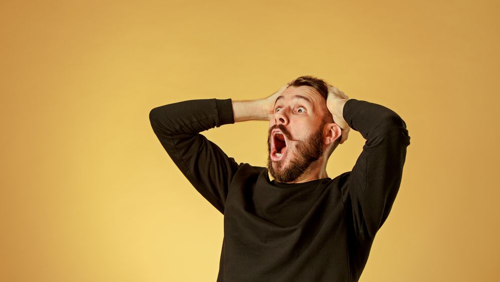 Šokirani muškarac, ilustracija