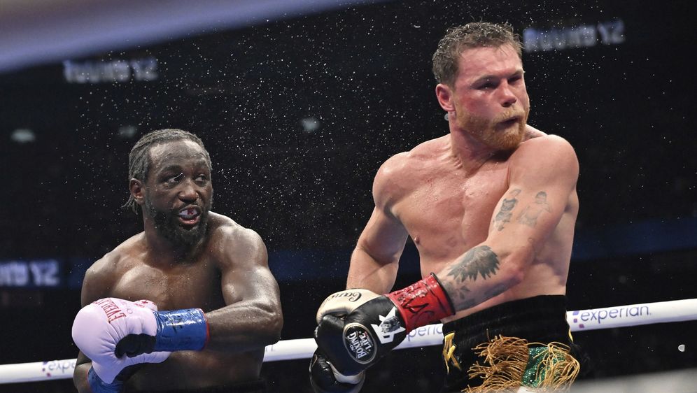Terence Crawford vs. Canelo Alvarez