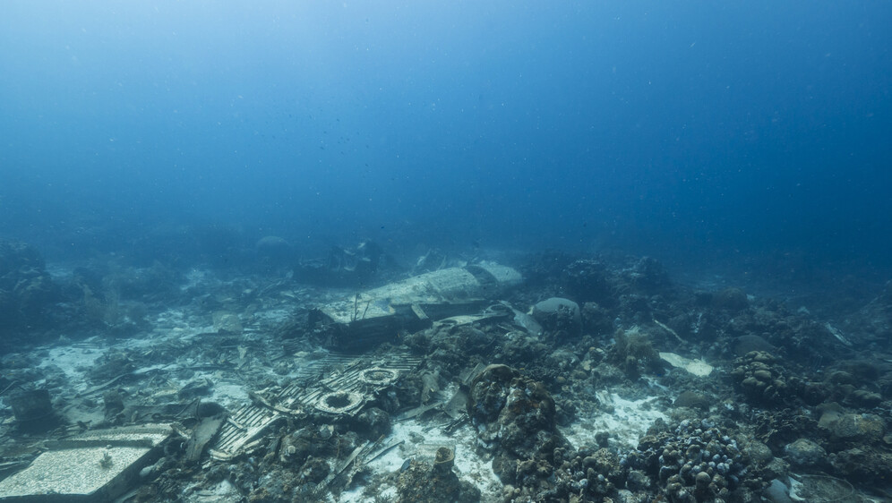 Olupina zrakoplova; Ilustracija