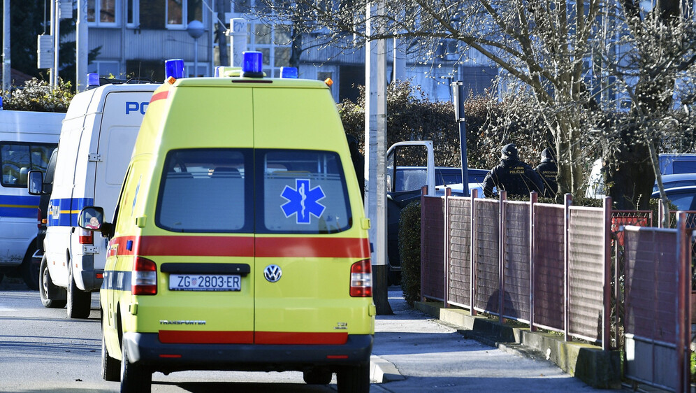 Hitna pomoć i policija, ilustracija