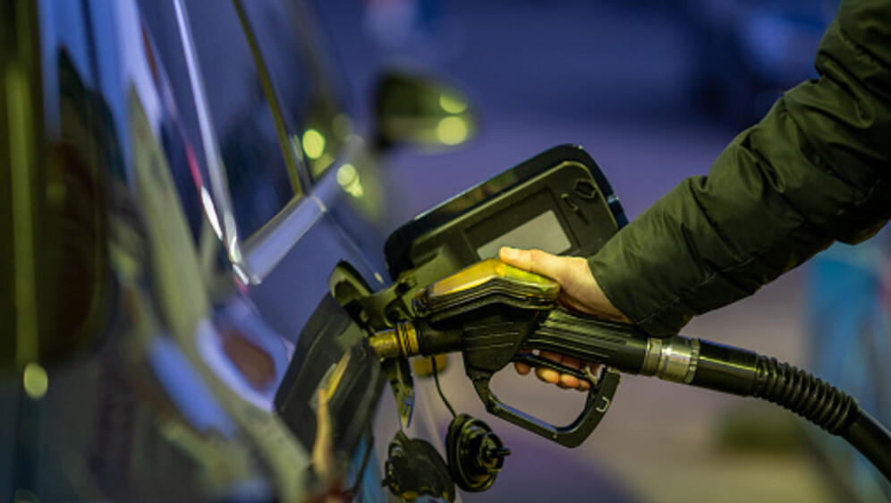 Benzinska postaja, ilustracija