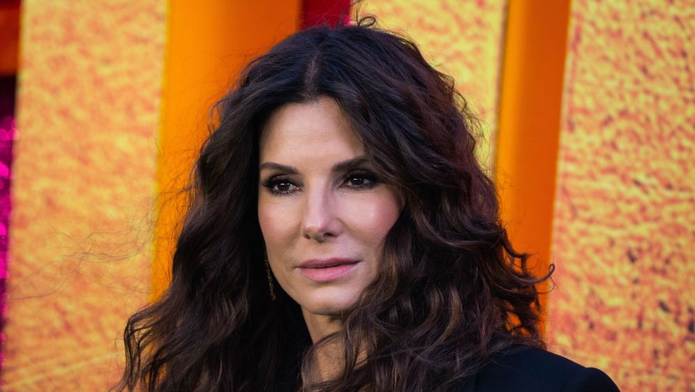 Sandra Bullock