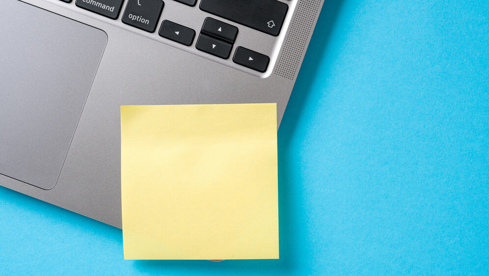 Kako se piše: podsjetnik ili potsjednik