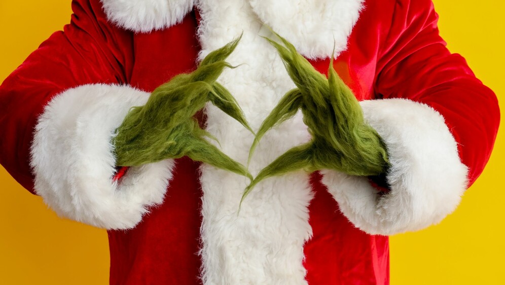 Grinch u kostimu Djeda Mraza