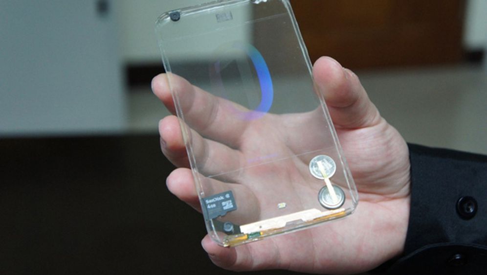 Kada ćemo imati prozirni smartphone? Krajem godine, kažu iz Polytrona 
