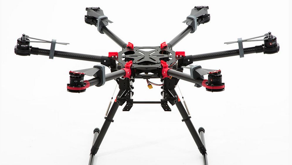 Era dronova je počela, podneseni prvi prijedlog zakona za komercijalno upravljanje