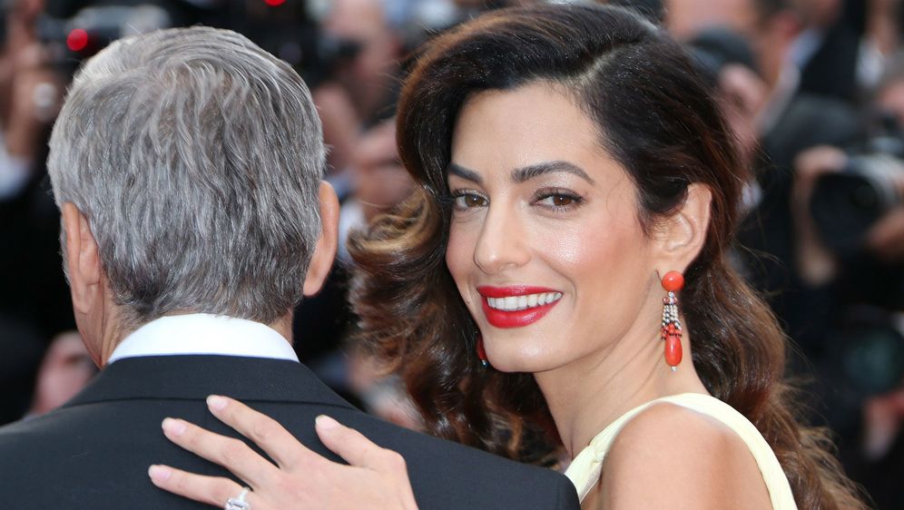 Amal Clooney - 10