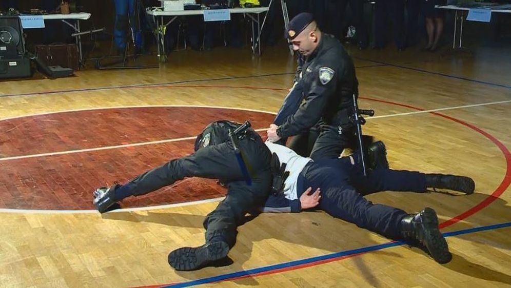 Tko želi biti policajac? (Foto: Dnevnik.hr) - 1