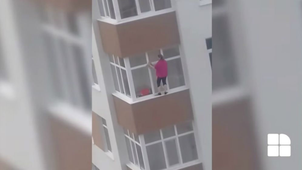Gospođa se nalazila na petom katu zgrade (FOTO: YouTube/Screenshot)