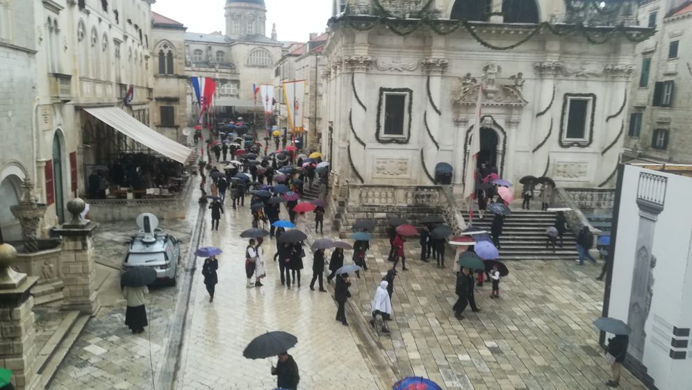 Kiša u Dubrovniku spriječila procesiju (Foto: Dnevnik.hr)