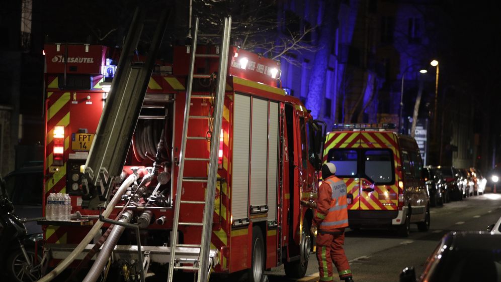 Požar u Parizu (Foto: Geoffroy VAN DER HASSELT / AFP)