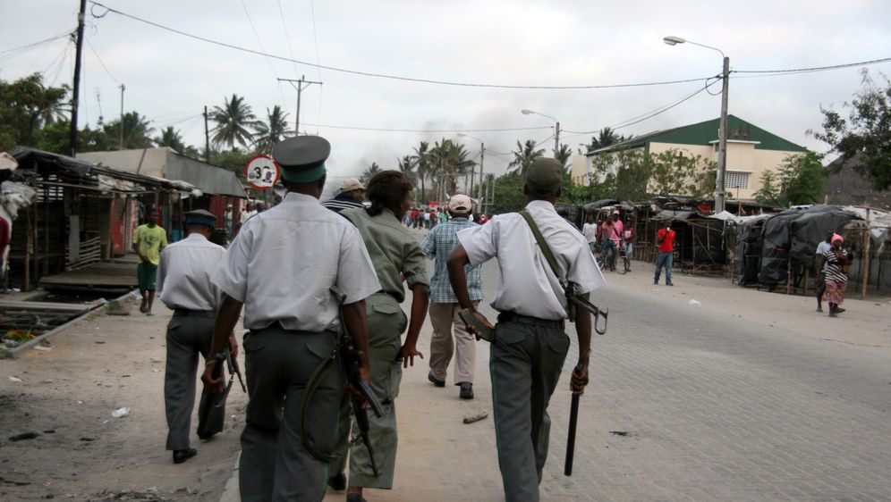 Mozambikanska policija (Foto: Arhiva/AFP)