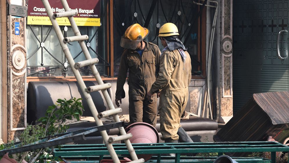 Najmanje 17 osoba je izgubilo život (Foto: AFP)