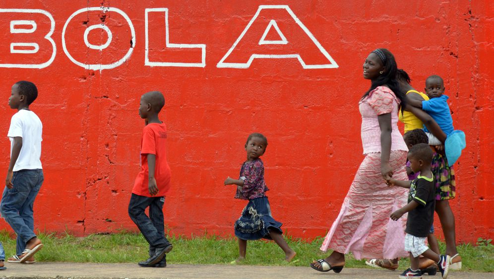 Gotovo 100 djece preminulo od ebole (Foto: AFP)